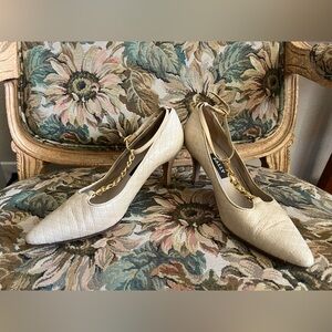 Vintage Bally Brandi Beige Leather Pointed Pump Buckle Chain size 6.5M Italy